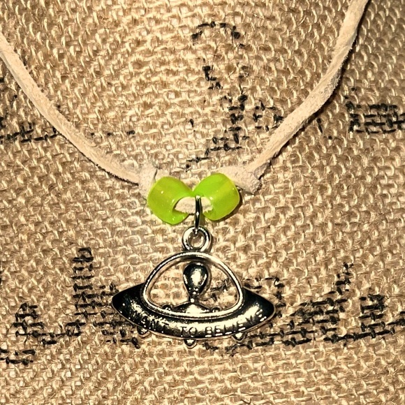 Alien on a Trip Choker Necklace with Glow in the Dark Beads - Picture 3 of 14